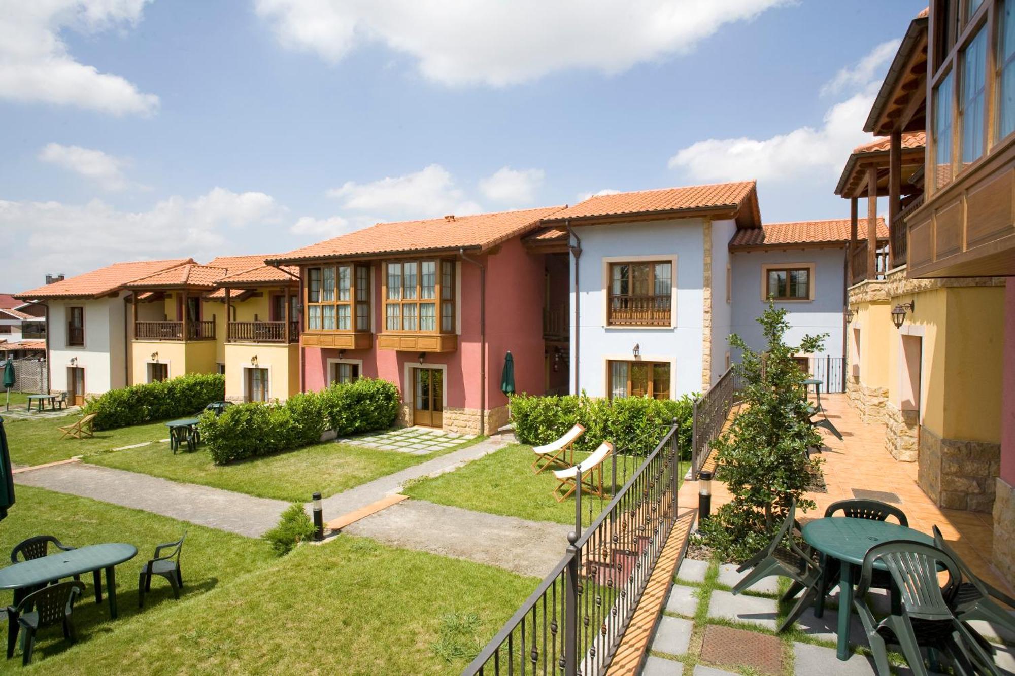 Apartamentos Rurales Antojanes Гранда Екстер'єр фото