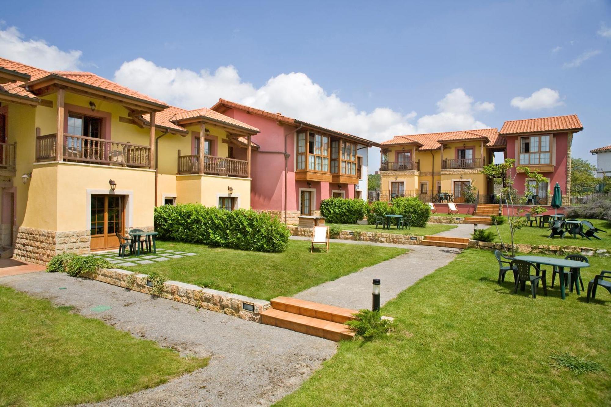 Apartamentos Rurales Antojanes Гранда Екстер'єр фото