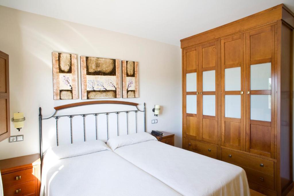 Apartamentos Rurales Antojanes Гранда Екстер'єр фото